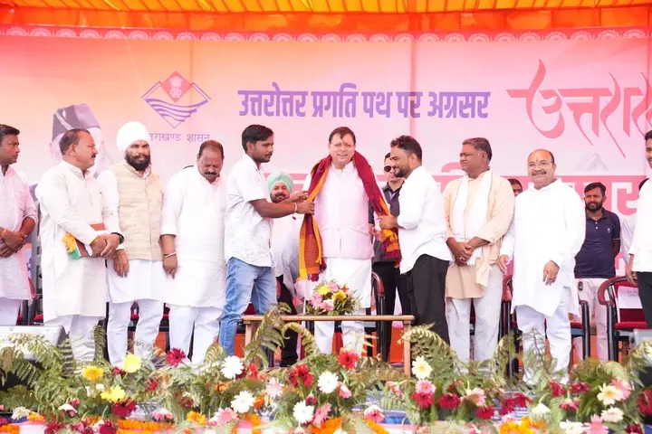  समाज के अंतिम व्यक्ति तक विकास का लाभ पहुंचाना सरकार की प्राथमिकता : मुख्यमंत्री धामी