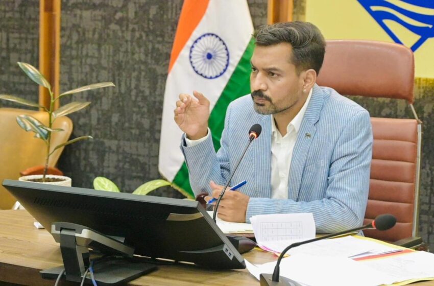  सफाई व्यवस्था, जलभराव, डेंगू नियंत्रण और आपदा प्रबंधन के लिए सभी विभागों को प्रभावी कार्ययोजना के साथ कार्य करने के निर्देश