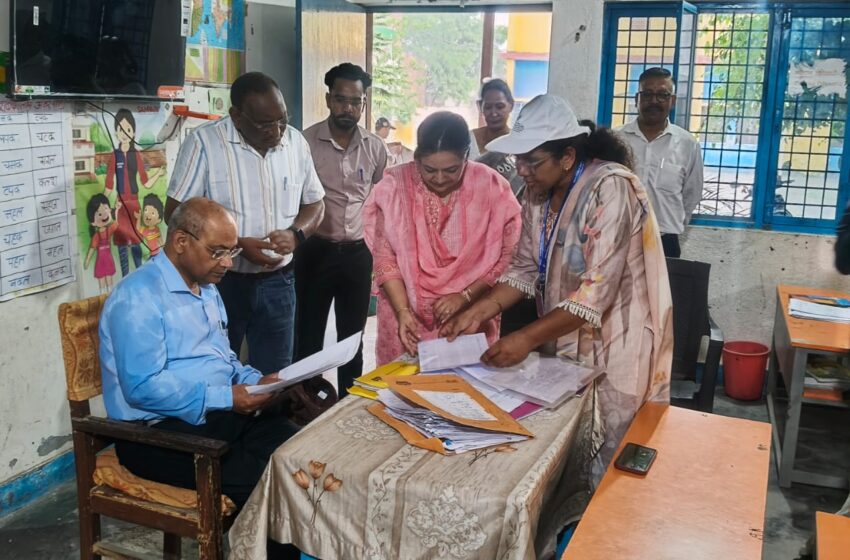  आयुक्त गढ़वाल मंडल ने डोईवाला विधानसभा के मतदेय स्थलों का किया निरीक्षण, राजनीतिक दलों के प्रतिनिधियों के साथ की समीक्षा बैठक
