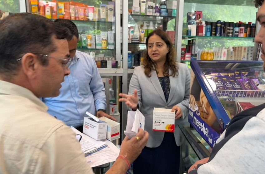  मसूरी में मेडिकल स्टोरों पर संयुक्त औचक निरीक्षण, तीन प्रतिष्ठानों में दवा बिक्री पर रोक