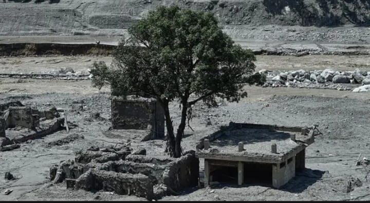  नेपाल बाढ़ : देहरादून सहित उत्तराखंड के नागरिकों के लिए 24×7 हेल्पलाइन नंबर जारी