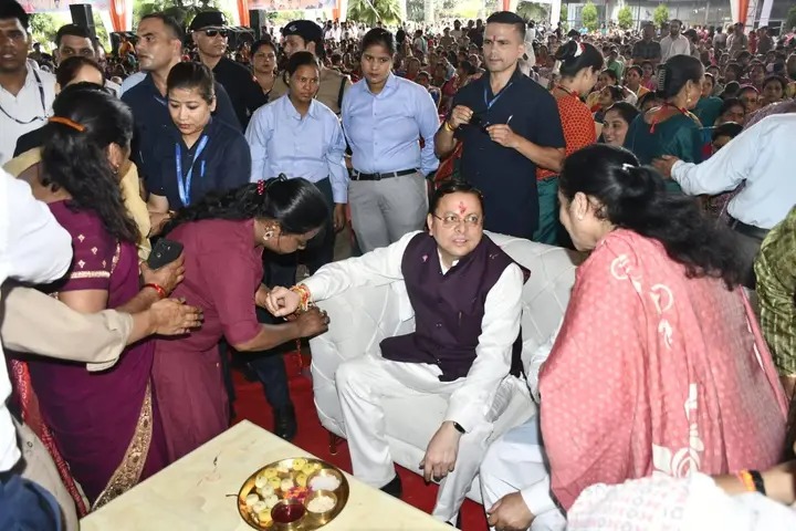  मुख्यमंत्री ने दोहराया रक्षाबंधन पर मातृशक्ति के सम्मान और सशक्तिकरण का संकल्प
