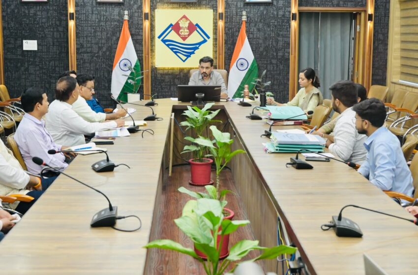  ग्रीन बिल्डिंग की धीमी प्रगति पर डीएम सख्त, कार्यदायी संस्था को फटकार