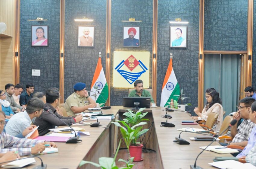  सीएम हेल्पलाइन पर लंबित शिकायतों की 2 दिन में रिपोर्ट देने के निर्देश, फोर्स क्लोज शिकायतों पर प्रमाण पत्र होगा अनिवार्य