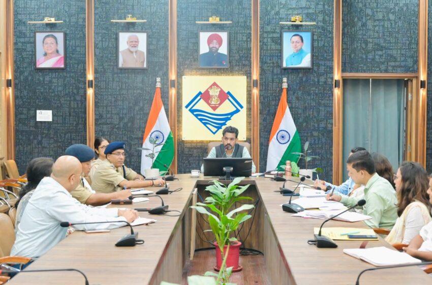  पर्यावरण पहल- स्टोन क्रेशरों के लिए 1000 पौधे लगाना अनिवार्य : डीएम