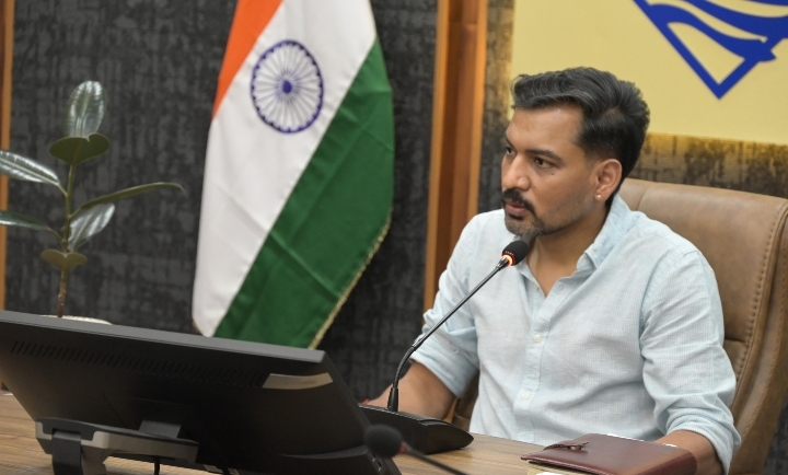  30 सितंबर तक ऑनलाइन आवेदन कराने का लक्ष्य, डीएम ने अधिकारियों को दिए प्रभावी कार्रवाई के निर्देश