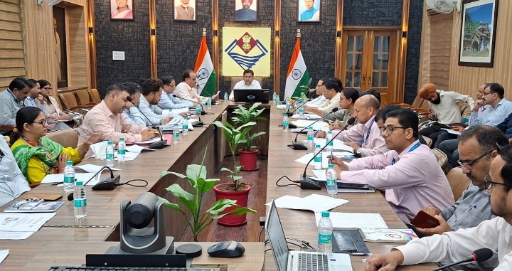  पर्यावरण संरक्षण, ऑर्गेनिक फार्मिंग और डिजिटल बैंकिंग को बढ़ावा देने के दिए निर्देश