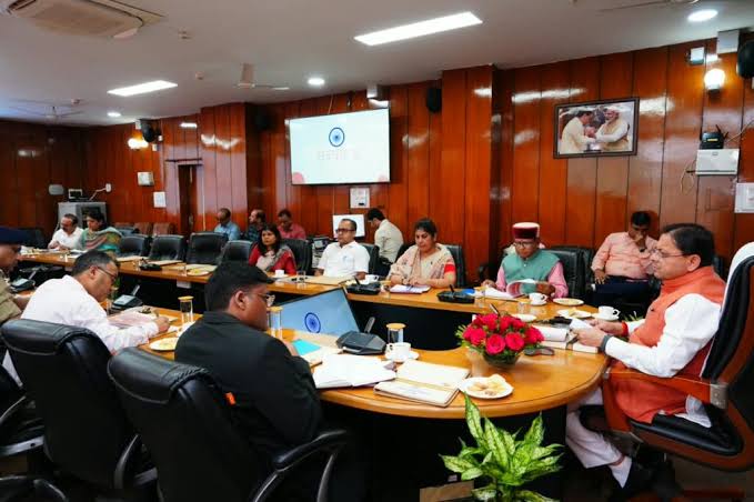  अत्याचार प्रभावितों को समय पर न्याय और सहायता सुनिश्चित करें : मुख्यमंत्री धामी