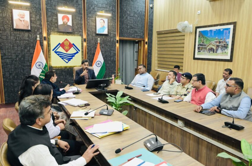 दीपावली पर पटाखों की बिक्री और आतिशबाजी को लेकर डीएम सख्त, नियमों के उल्लंघन पर होगी कार्रवाई