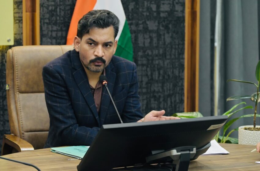  डीएम डॉ. आशीष चौहान की अध्यक्षता में जिला स्तरीय समिति की बैठक, परीक्षा व्यवस्थाओं की समीक्षा