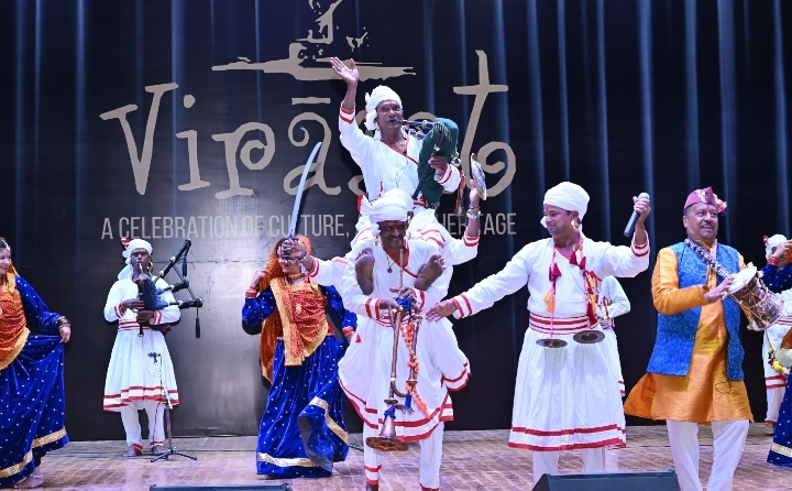  हिमालयन सांस्कृतिक केंद्र, नींबूवाला में मुख्य सचिव आनन्द वर्द्धन द्वारा दीप प्रज्वलन के साथ हुआ “विरासत आर्ट एंड हैरिटेज फेस्टिवल-2026” का भव्य शुभारंभ