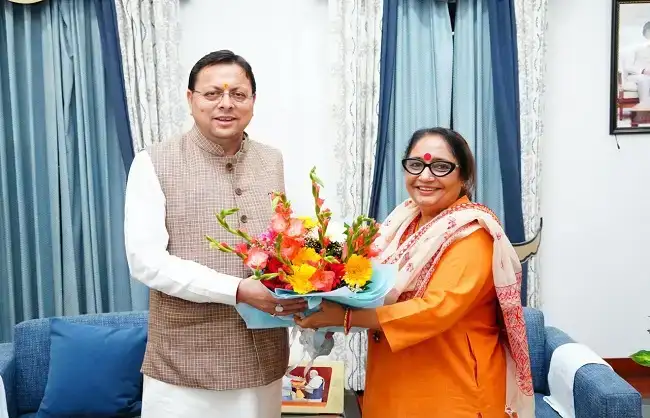  विधानसभा अध्यक्ष ऋतु खंडूडी ने मुख्यमंत्री से की भेंट