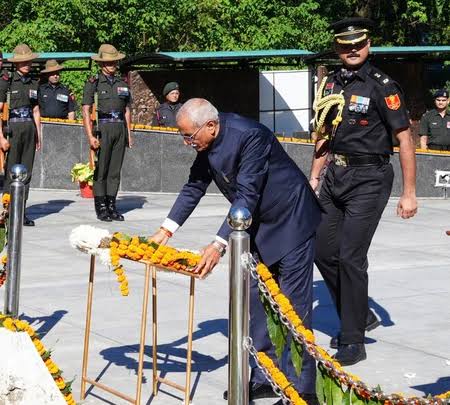  राज्यपाल ने शौर्य स्थल पर वीर बलिदानियों को पुष्पचक्र अर्पित कर दी श्रद्धांजलि