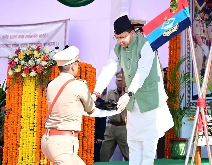  पुलिस में 1,600 पदों पर जल्द शुरू होगी भर्ती, थानों का बजट दोगुना होगा : मुख्यमंत्री धामी
