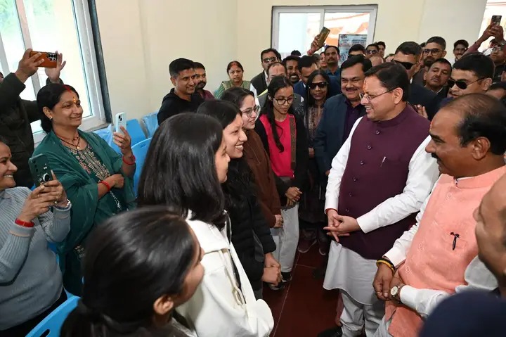  पिथौरागढ़ मेडिकल कॉलेज के निर्माण कार्यों में गुणवत्ता से समझौता न हो : मुख्यमंत्री धामी